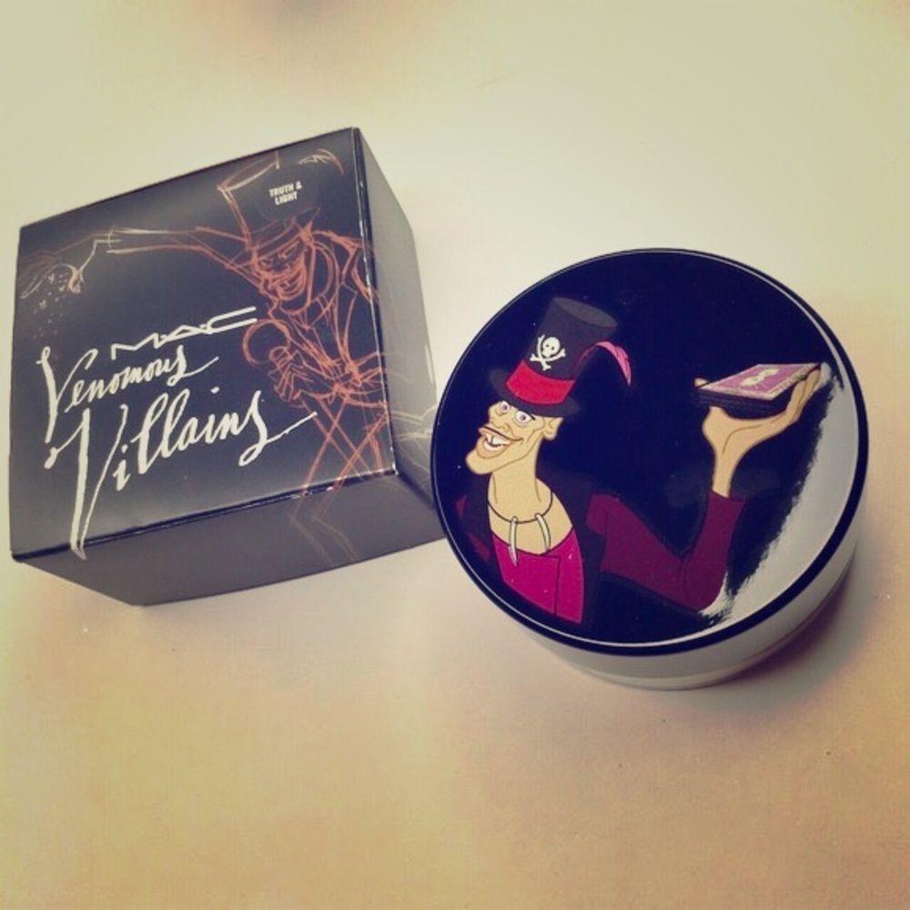Mac cosmetics sold out venomous villains powder